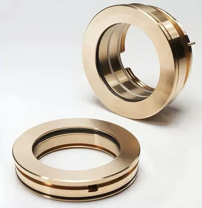 Radial-Tooth Labyrinth Seal